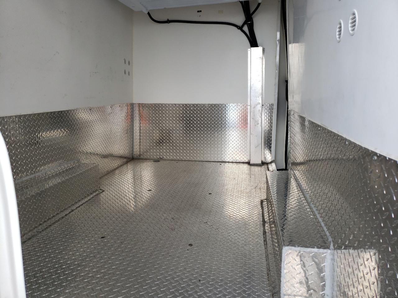 1N6BF0LY1LN805227 NISSAN NV 2020