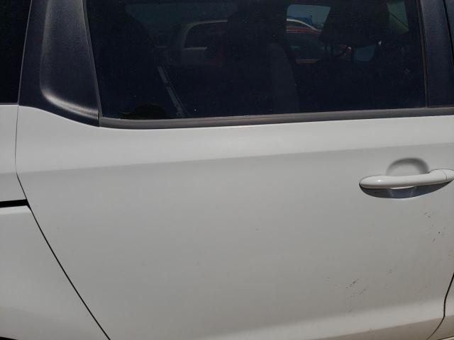 KNDMB5C13G6151614 KIA SEDONA LX