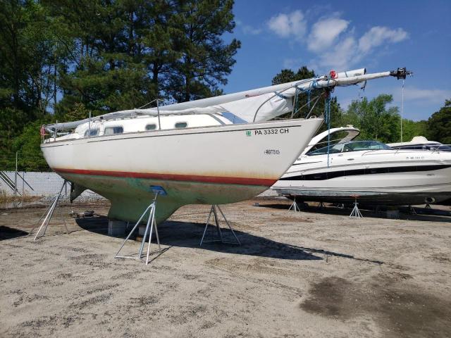 Lot #2092982824 1974 PEAR 28' SAIL salvage car