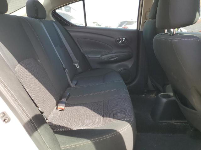 3N1CN7AP1JL800672 Nissan VERSA S