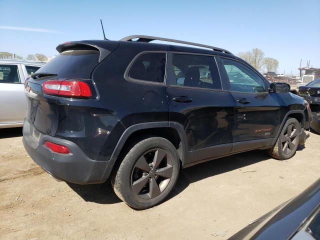 1C4PJMCS1HW512424 Jeep Cherokee Latitude