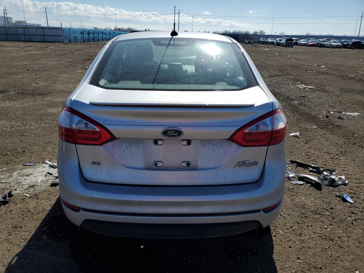 3FADP4BJ4GM185015 FORD FIESTA 2016