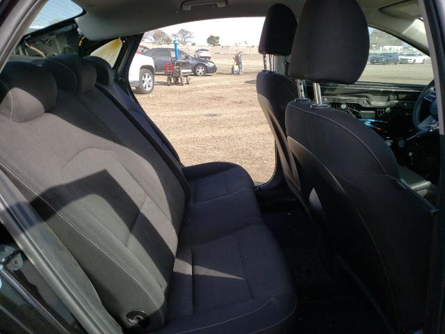 3KPF24AD1ME367323 KIA FORTE FE