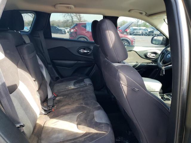 1C4PJMAB4GW118031 Jeep Cherokee Sport