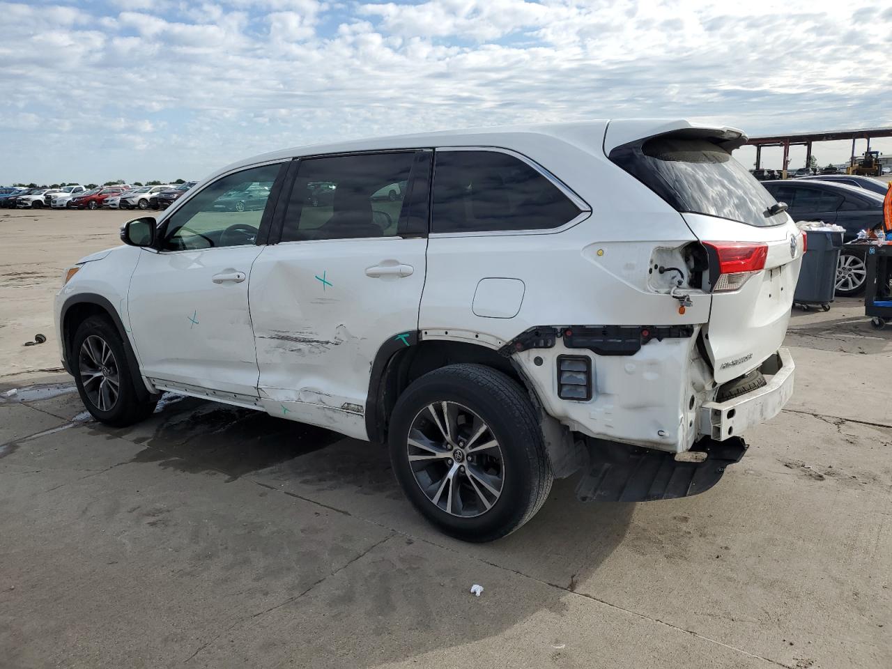5TDZARFH2HS026324 TOYOTA HIGHLANDER 2017