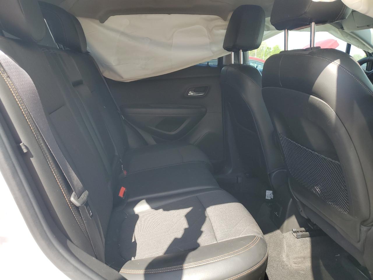 KL7CJPSB0JB612106 CHEVROLET TRAX 2018