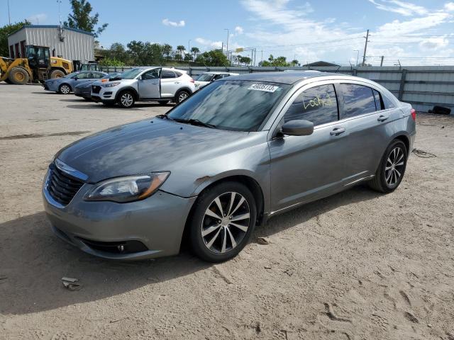 2013 Chrysler 200 Touring