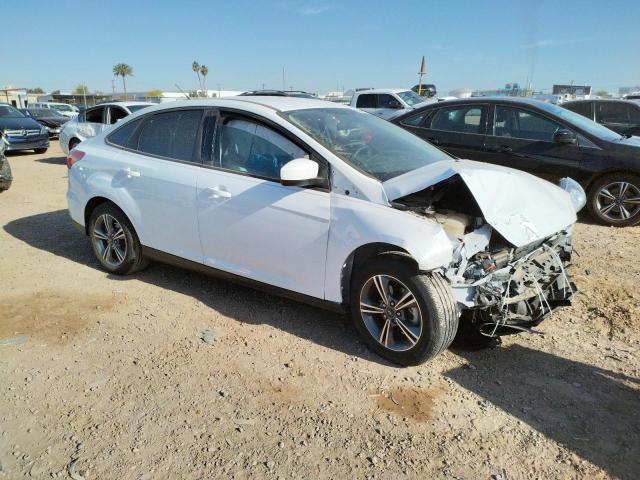 1FADP3FE9JL270996 Ford FOCUS SE