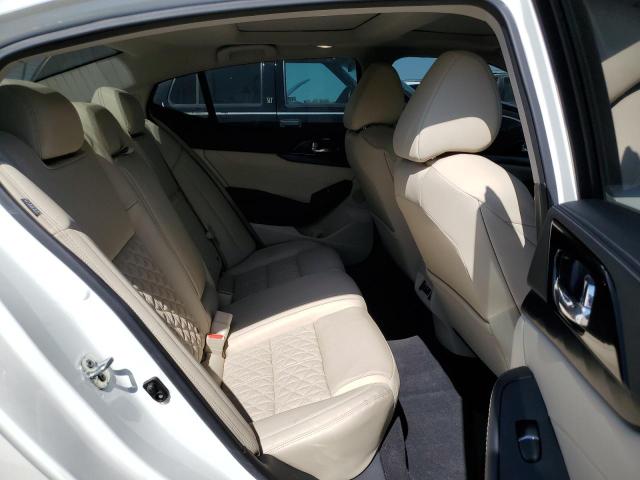 1N4AA6FVXNC506115 Nissan Maxima Platinum
