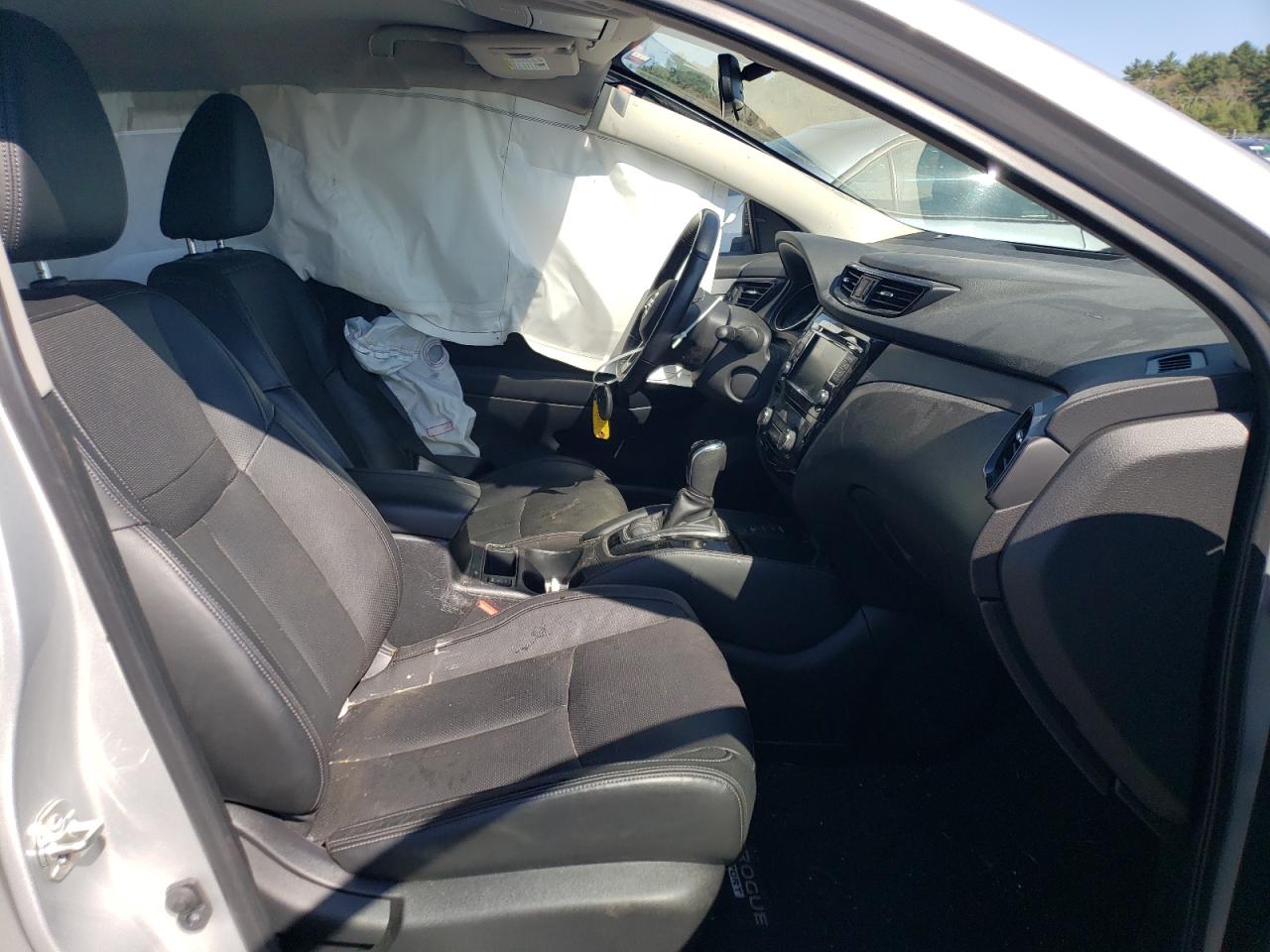 JN1BJ1CW6LW650757 NISSAN ROGUE 2020
