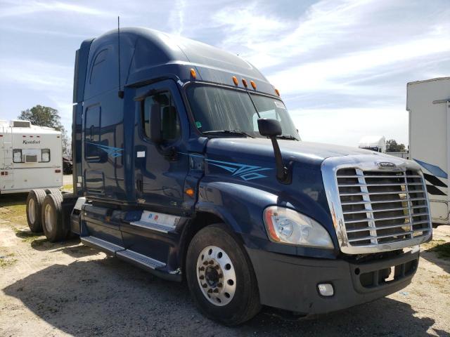 Salvage cars for sale from Copart Fresno, CA: 2011 Freightliner Cascadia 125