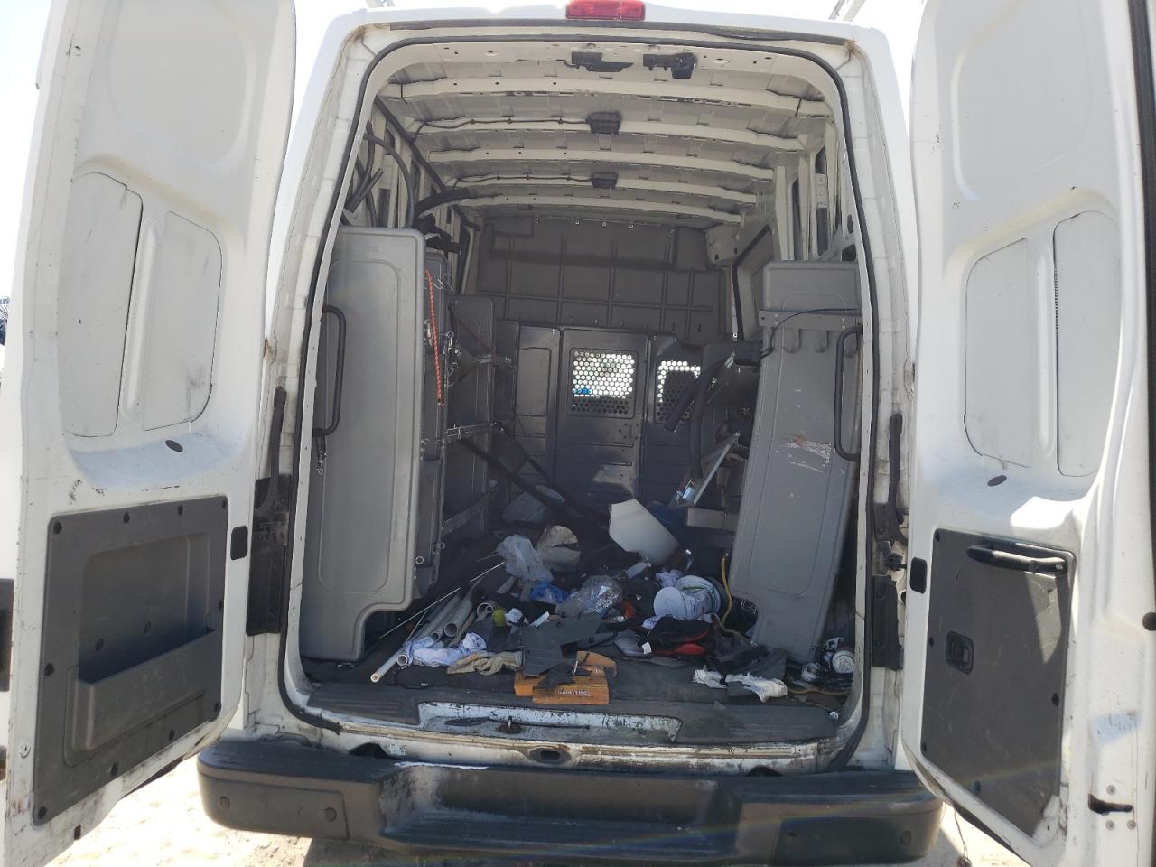 1N6AF0LY6GN803216 NISSAN NV 2016