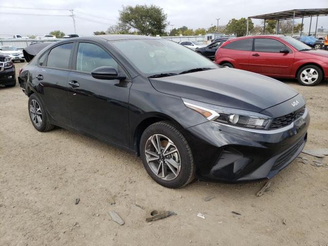 3KPF24AD2PE571133 KIA FORTE LX