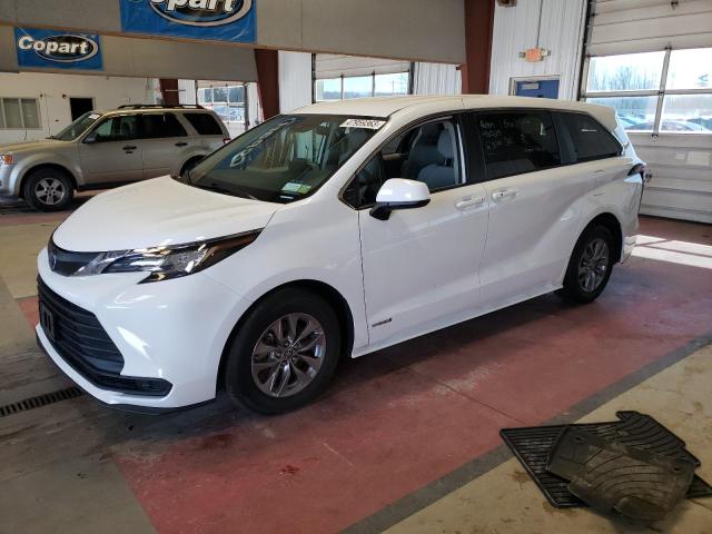 2021 Toyota Sienna LE