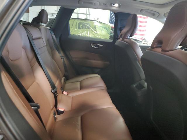 2019 VOLVO XC60 T5 - LYV102RKXKB311106