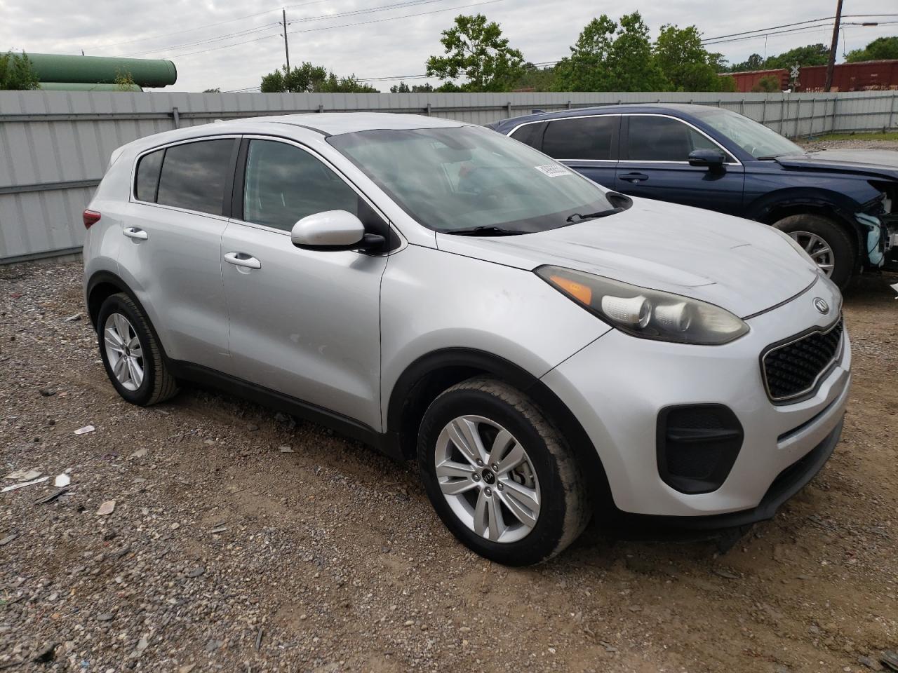 KNDPM3AC4K7516983 2019 Kia Sportage Lx