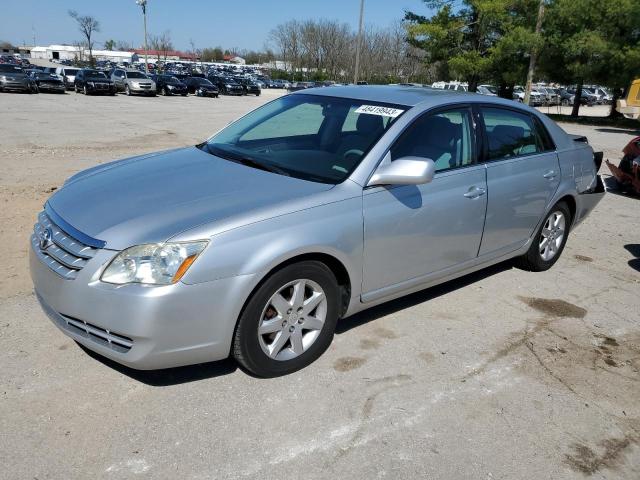 2005 Toyota Avalon XL