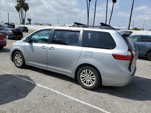 5TDYK3DC1FS595921 2015 TOYOTA SIENNA - Image 2