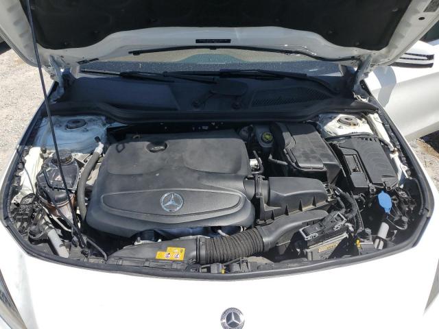 WDDSJ4EB1JN643944 Mercedes-Benz CLA 250