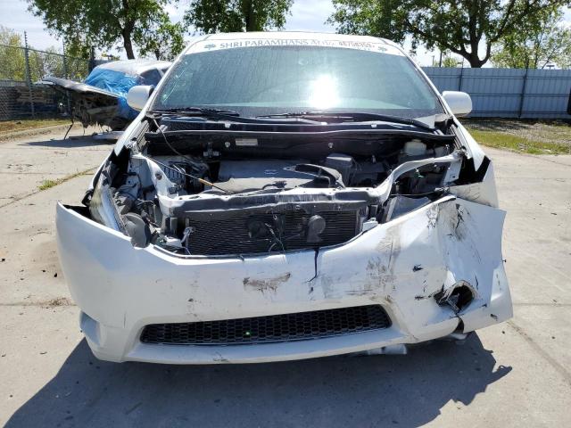 5TDYK3DC1FS658953 2015 TOYOTA SIENNA, photo no. 5