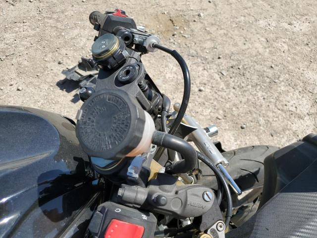 2011 SUZUKI GSX750 - JS1GR7MA7B2104471