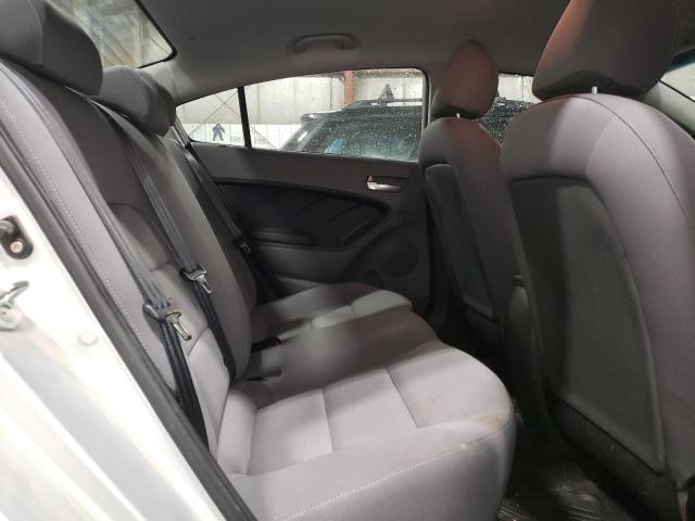 3KPFK4A78JE269248 KIA FORTE LX