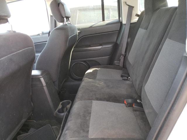 1C4NJPFA1GD794666 Jeep Patriot Latitude
