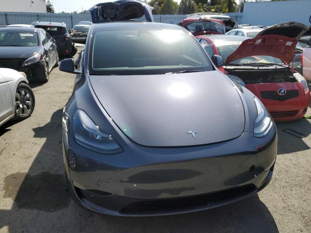 7SAYGAEE1PF714663 Tesla Model Y