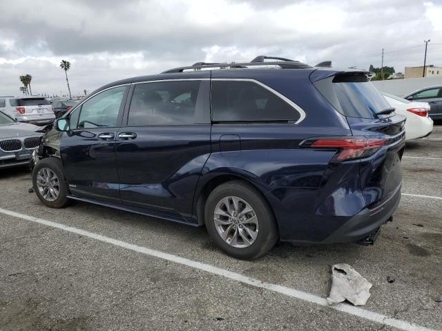 5TDJRKEC3MS057420 Toyota SIENNA XLE