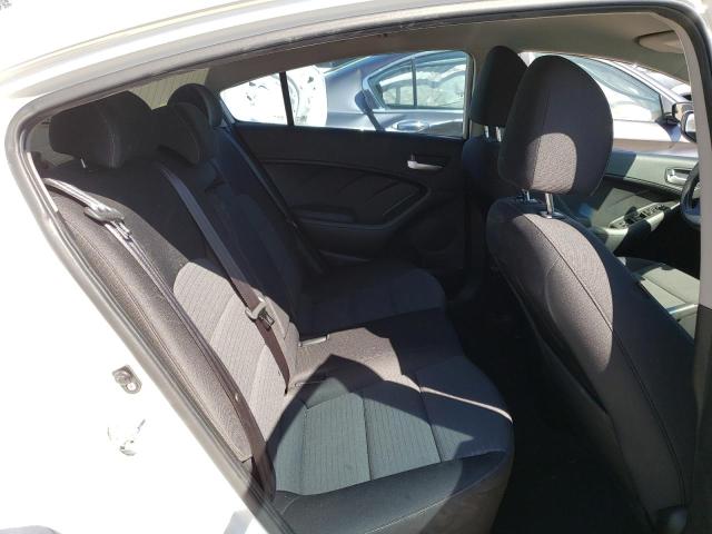 3KPFL4A70HE035211 KIA FORTE LX