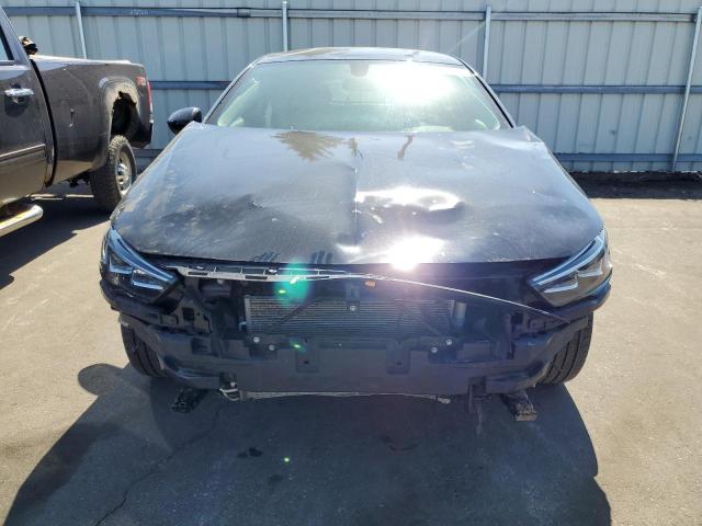 2019 BUICK REGAL ESSE W04GP6SX9K1017362