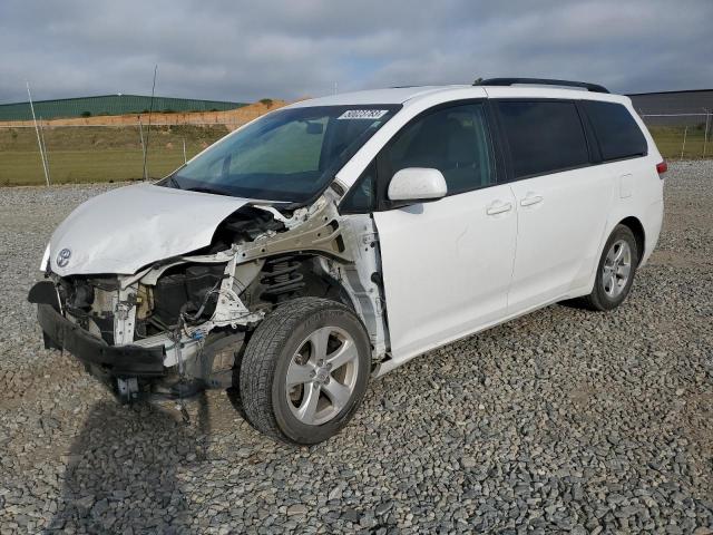 2014 Toyota Sienna LE