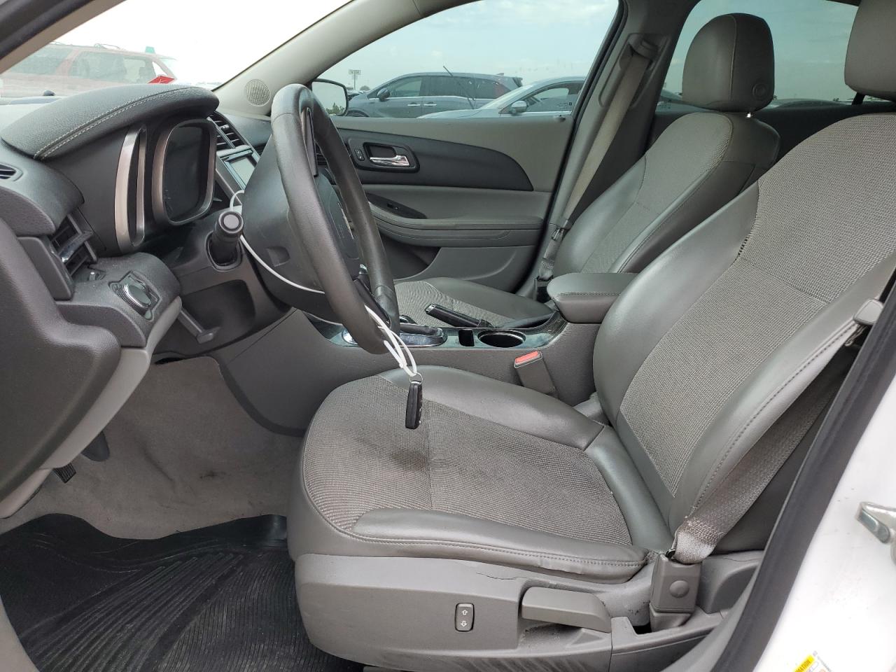 1G11C5SA8GF123348 CHEVROLET MALIBU 2016