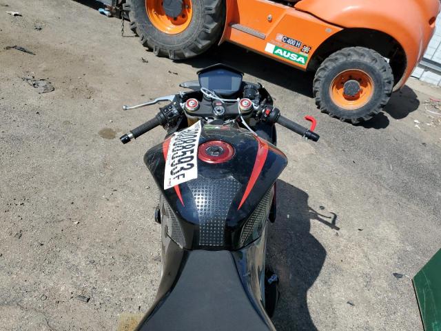 2018 APRILIA RSV4 ZD4KEU000JS001662