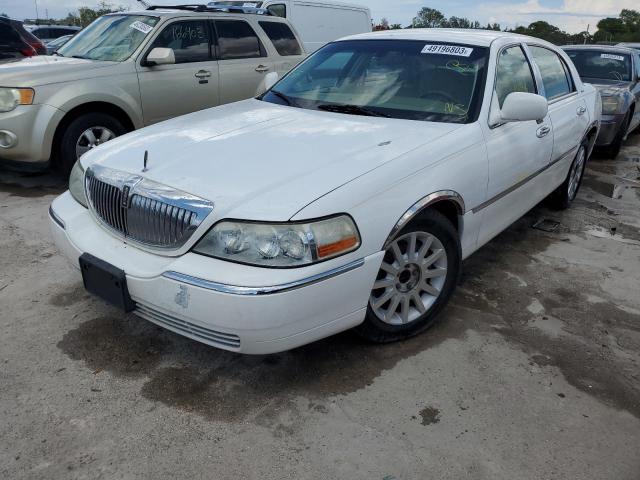 2007 Lincoln Town Car Signature