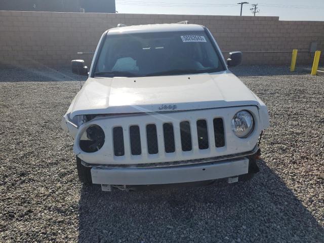 1C4NJPBA8GD582708 Jeep Patriot Sport