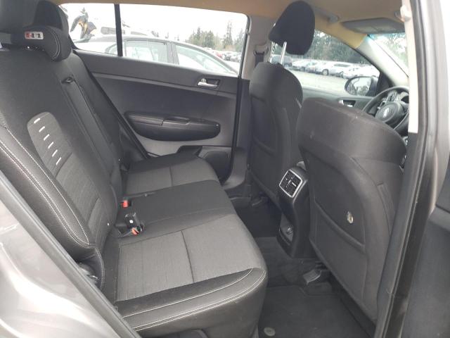 KNDPMCAC2J7313752 KIA Sportage Lx
