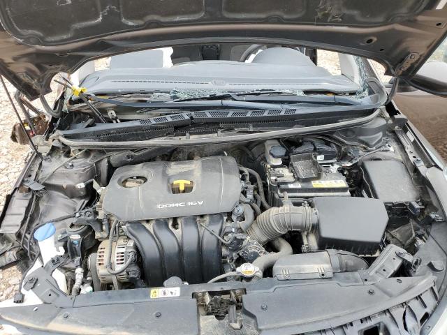 3KPFK4A75HE028676 KIA FORTE LX