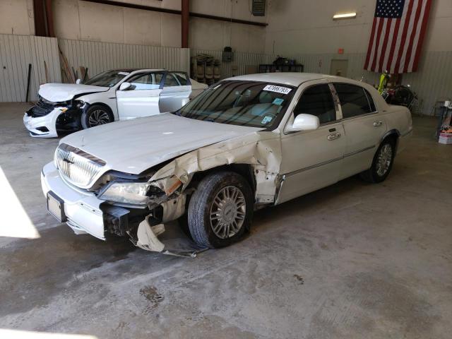 2006 Lincoln Town Car Signature