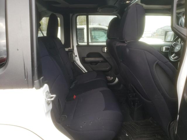 1C4HJXEG3JW223923 Jeep Wrangler Unlimited Sahara