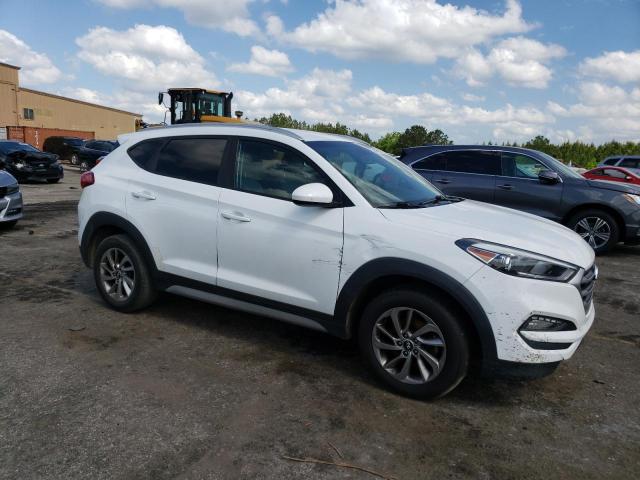 KM8J3CA42JU612186 Hyundai TUCSON SEL