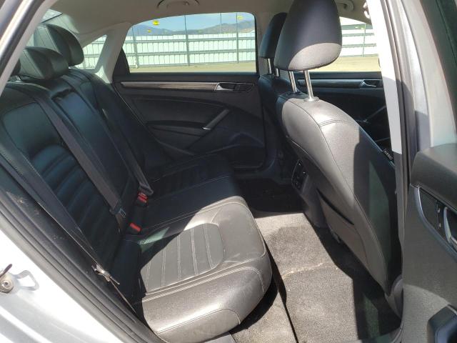 2016 VOLKSWAGEN PASSAT SEL - 1VWCT7A31GC068089