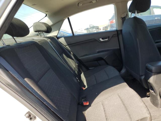 3KPA24AB5KE172427 KIA RIO S