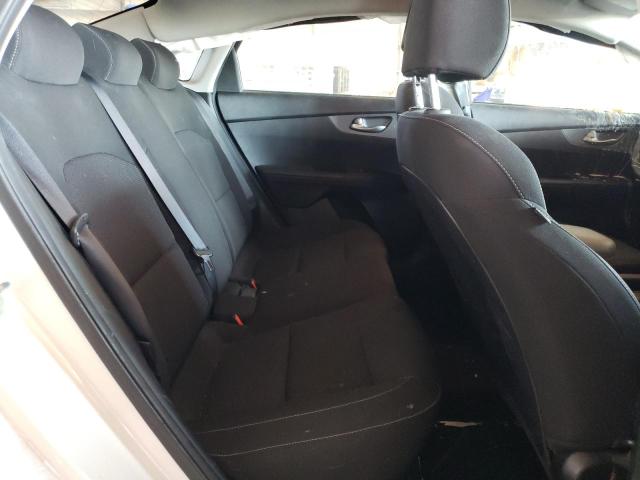 3KPF24AD8LE156716 KIA FORTE FE