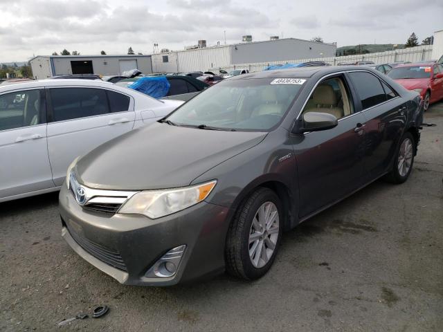 2013 Toyota Camry Hybrid 