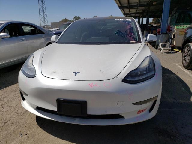5YJ3E1EA9JF011233 Tesla MODEL 3