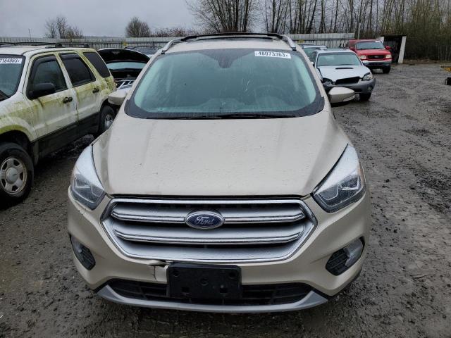 1FMCU9J96HUC27311 Ford Escape Titanium