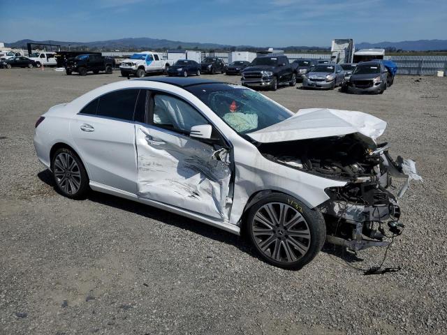WDDSJ4EB1JN633379 Mercedes-Benz CLA 250