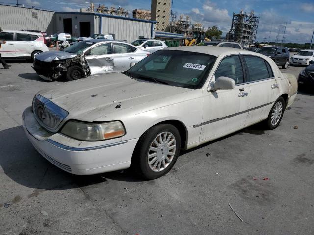 2003 Lincoln Town Car Executive