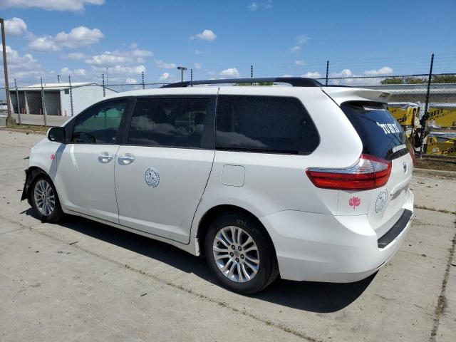 5TDYK3DC1FS658953 2015 TOYOTA SIENNA, photo no. 2